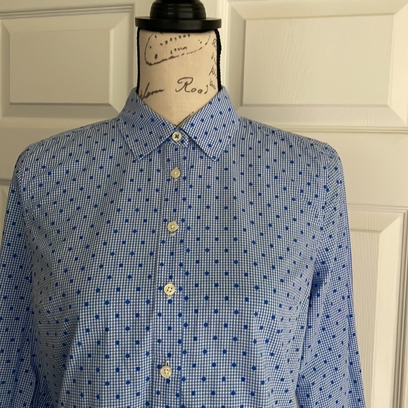 Talbots buttons down shirt - Picture 2 of 9